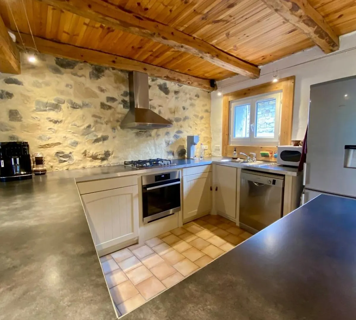 La Conciergerie 05 - Maison De Campagne - Pleine Nature - Sorbiers - 6Pers 0*, Sorbiers (Hautes-Alpes)